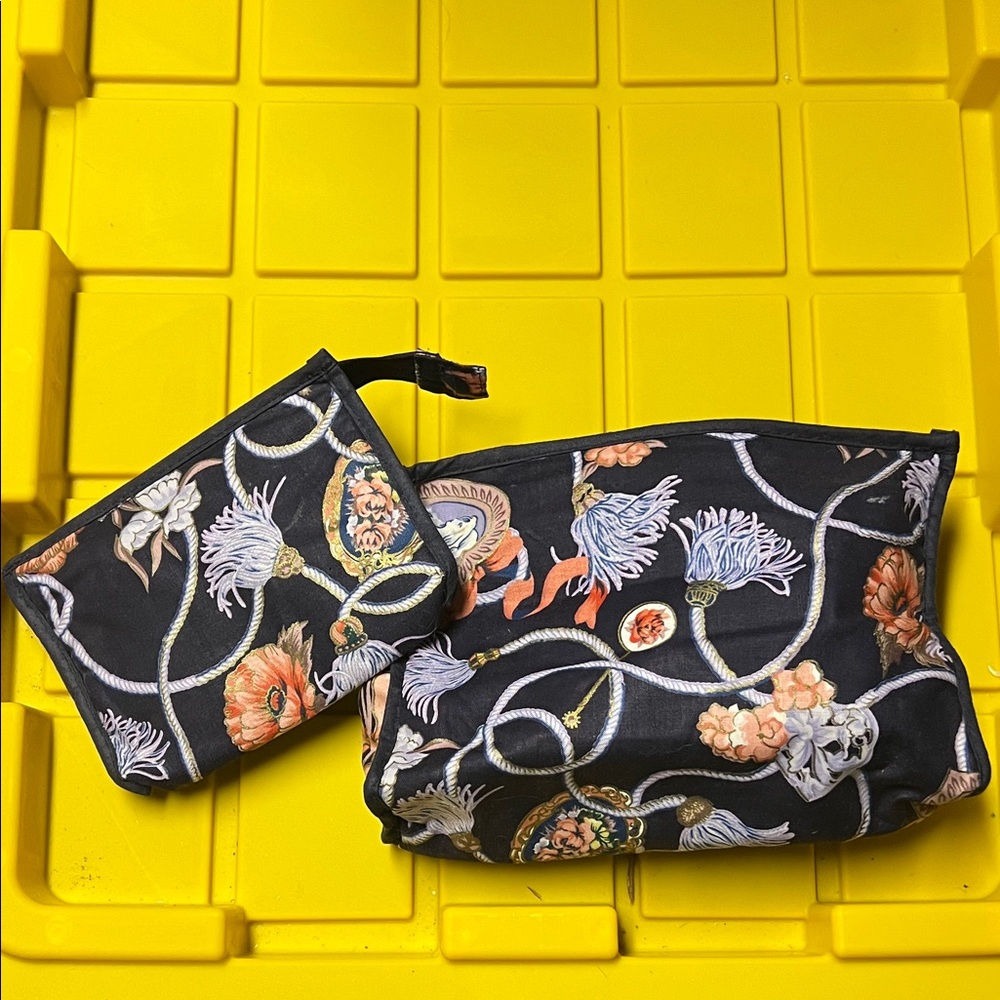 Floral Print Cosmetic Bag Set of 2